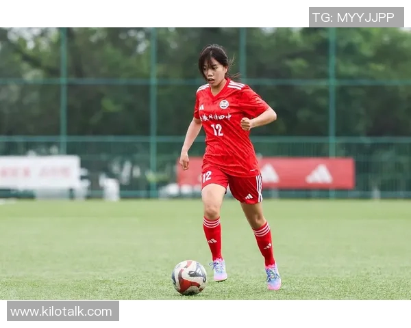 中国足球明星与美女的完美结合排行榜揭晓引发热议